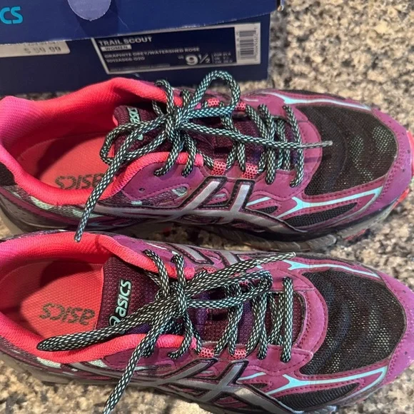 ASICS Women's Multicolor Athletic Shoes with box size 9.5 - Picture 3 of 9